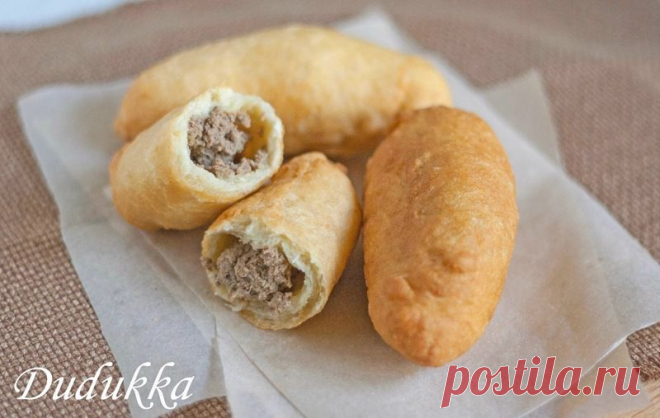 Пирожки с куриными сердечками и печенкой.