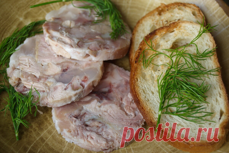 Обожаю эту вкусную и недорогую альтернативу покупной колбасе: Между зельцем и холодцом | Домашняя кухня | Яндекс Дзен