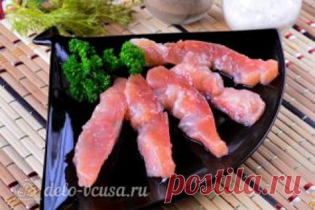 Соленая горбуша с маслом под семгу, рецепт с фото