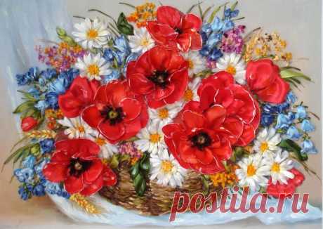 Корзинка с луговыми цветами / Вышивка / Вышивка лентами