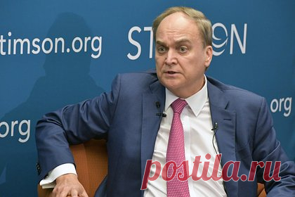 Посол РФ заявил о стремлении НАТО сосредоточить больше войск вблизи России. Посол России в США Анатолий Антонов заявил, что саммит НАТО в Литве показал нацеленность Североатлантического альянса на сосредоточение войск на рубежах России. Как уточнил дипломат, мероприятие в Вильнюсе доказывает, что западные государства хотят стянуть еще больше войск к границам России.