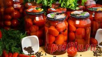Мамины помидоры на зиму без уксуса. Так вкусно, что выпьешь даже рассол! 
Предлагаю приготовить очень вкусные маринованные помидоры на зиму, без уксуса. Рецепт простой, здесь минимум специй! Но несмотря на простоту и минимализм, помидоры получаются очень вкусными. Не кислы…