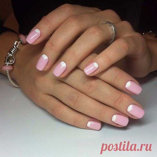 Розовый
