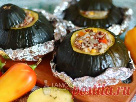 Патиссоны, фаршированные рисом и овощами, в духовке — рецепт с фото Вкусное, питательное и очень привлекательное блюдо из овощей и риса. Можно подавать на ужин, а можно брать с собой на пикник.