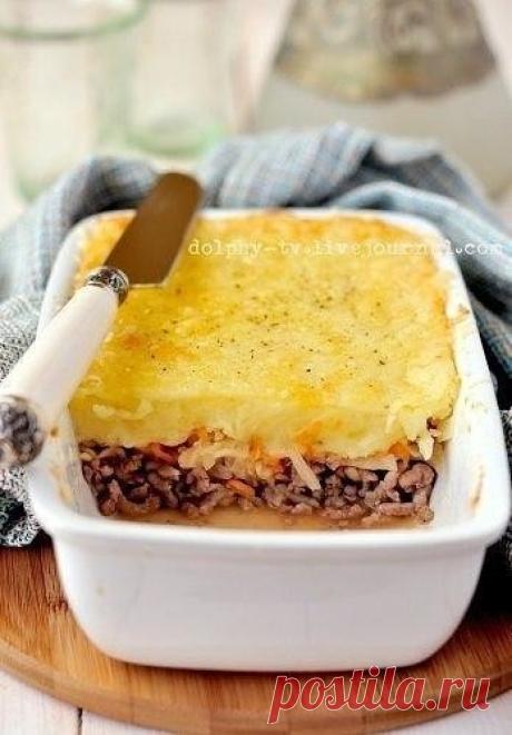 Запеканка из картофеля и фарша.

Запеканка из картофеля и фарша совершенно заслуженно любима многими за простоту, сытность и отличный вкус. И вариантов приготовления, конечно же, масса.
Я хочу предложить одну из любимых – немецкую картофельную запеканку. Почему немецкую? Потому что для ее приготовления используется свиной фарш и квашеная капуста, а это так по-немецки!
Это рецепт — идея, а количество и соотношение ингредиентов можно менять по вашему вкусу. Кому-то понравитс...