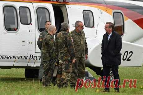 СМИ узнали о секретном плане Германии по сдерживанию России. Министерство обороны Германии готовится до конца марта представить первый со времен холодной войны оборонный план (OPLAN), главной задачей которого является сдерживание России. Отмечается, что план составлен исходя из того, что Германия не будет прямо вовлечена в конфликт и станет страной для транзита вооружений.