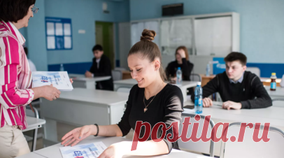 Треть стобалльников Казани остались учиться в столице Татарстана. В 2022 году около трети выпускников 11-х классов Казани, набравших на ЕГЭ высшие баллы, остались продолжать обучение в столице Татарстана, заявила на «Деловом понедельнике» глава комитета по делам детей и молодёжи Алия Загидуллина. Читать далее