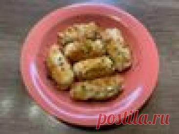 Куриные рулетики с сыром и чесноком на сковороде – пошаговый рецепт приготовления с фото