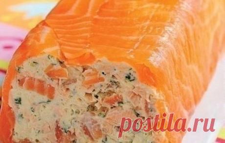 Рулет из творожного сыра и копченого лосося

Ингредиенты:

— творог — 250 г
— сыр творожный — 150 г
— желатин — 10 г
— хрен — 2 ст.л.
— сок лимонный — 1 ст.л.
— цедра лимона — 1 ч.л.
— сливки — 150 г
— копченый лосось (тонкие ломтики) — 400 г
— сельдерей — 1 черешок
— рубленый укроп — 1 ст.л.
— соль, перец — по вкусу