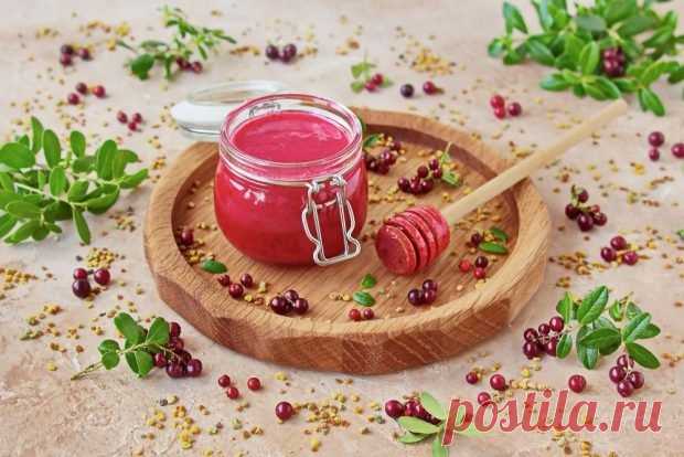 Брусника с медом на зиму без варки — Домашняя кулинария