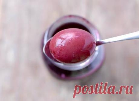 Как покрасить яйца на Пасху