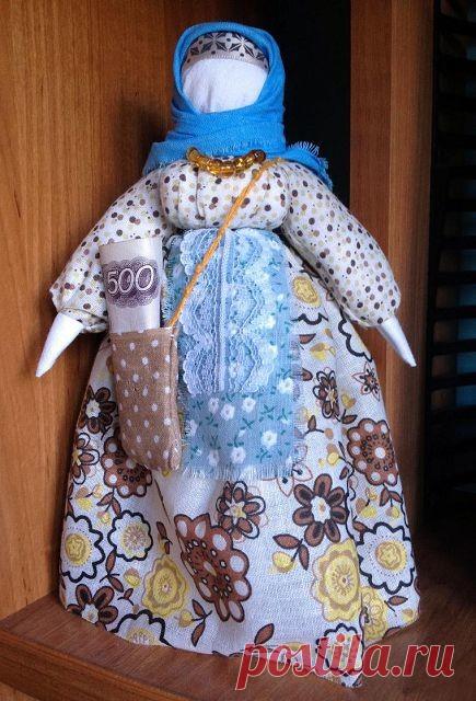 ЗАГОВОР ДЛЯ ТЕХ , КТО ВЕДЁТ СВОЙ БИЗНЕС , ДЕЛО 
В трёх разных храмах купите три свечи. Ровно в полночь, зажгите дома свечи, перекреститесь и скажите: 
