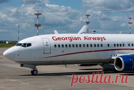 Грузия запустит для россиян полеты в Европу с одной пересадкой. Грузинский авиаперевозчик Georgian Airways запустит для россиян транзитные рейсы в Европу. Об этом заявил основатель компании Тамаз Гаиашвили. С 15 июня гражданам России станут доступны полеты в пять европейских городов с одной пересадкой. Туристы смогут улететь из Тбилиси в Милан, Париж, Вену, Ларнаку и Салоники.
