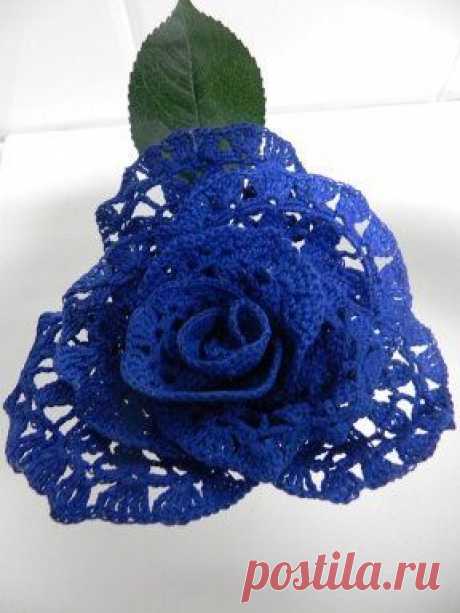 flor de flamenca en crochet | Aprender manualidades es facilisimo.com