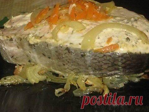 Семга на луке | Банк кулинарных рецептов
