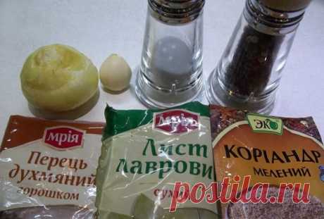 Маринованные свиные ушки по-корейски.