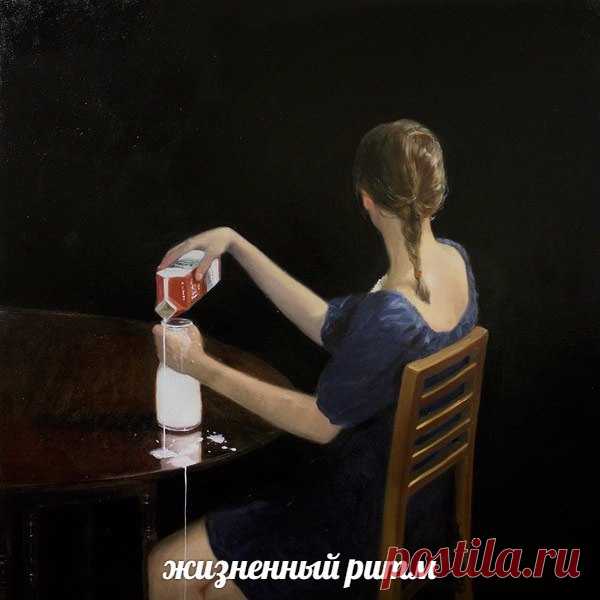...И будет день, когда все приметы будут говорить о том, что сегодня я встречу тебя: разлитое молоко, сорока, севшая утром на подоконник, найденная - давно пропавшая - сережка, любимая песня по радио в машине, неожиданная нотка вишневого табака в любимых духах, забытое дома зеркало и черная кошка, перебежавшая дорогу...
Но встретит тебя в этот день другая, незнакомая, пройдет мимо и даже не узнает.
(с)