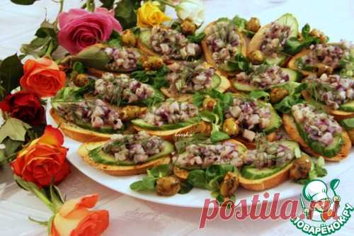 Кростини с тартаром из сельди – кулинарный рецепт