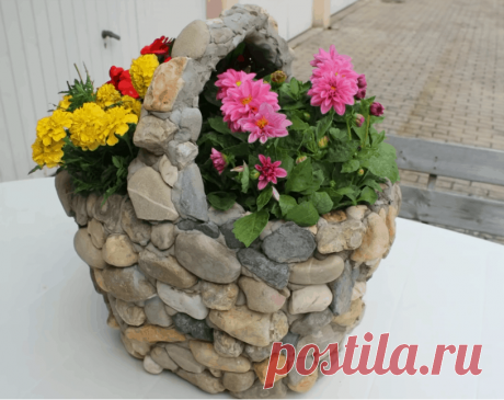 Каменное кашпо — эффектная мини-клумба на вашем участке