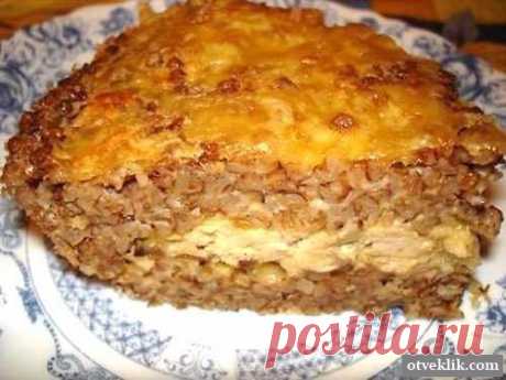 Гречневая запеканка с грибной начинкой и сыром.