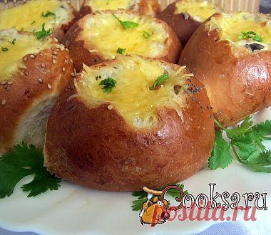 Жюльен с курицей и грибами в булочке рецепт с фото