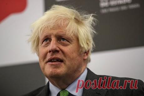 Стало известно о тайной встрече Джонсона с Мадуро. Бывший премьер-министр Великобритании Джонсон провел тайную встречу с президентом Венесуэлы Николасом Мадуро в Каракасе. Об этом сообщает The Sunday Times. Политики обсудили конфликт на Украине на фоне спекуляций о возможных поставках Венесуэлой оружия и другой военной техники России.