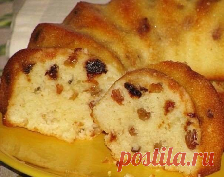 МАННИК «МОКРЫЙ»

Несложный, очень нежный, сочный и вкусный пирог. Когда надо быстро, вкусно и сытно.

Рецепт теста мало отличается от множества других рецептов.
50 г. сливочного масла
2 яйца
1 ст. кефира или простокваши
1 ст.сахара
1\2ч. л. соды, погашеной уксусом
1 ст. манной крупы
1 ст. муки
По желанию в тесто можно добавить изюм и чернослив.

Масло растопить, добавить все ингредиенты.
Тесто жидковатое.
Выпечь в духовке при средней температуре.

А теперь самое интересное...