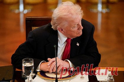 В поведении Трампа заметили странности