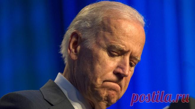 Падение главной рождественской ели в США сравнили с президентством Байдена. Юридический комитет палаты представителей, возглавляемый одним из ближайших соратников экс-президента США Дональда Трампа, сравнил падение главной рождественской елки Вашингтона с подведением итогов Джо Байдена. Свое мнение представители ...