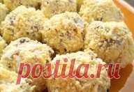 Оригинальный салат «Солнечные зайчики»  

Предлагаю приготовить очень вкусный и сытный салат с курицей и грибами: отлично он будет смотреться и на праздничном, и на повседневном столе. 
Я использовала для салата свежие шампиньоны, но подой…