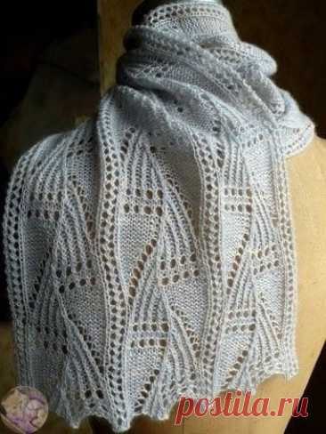 Ажурный шарф спицами