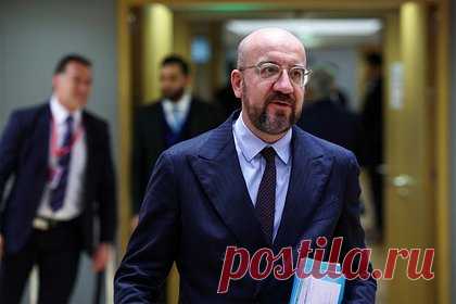 Евросоюз принял решение начать переговоры о вступлении Украины. Глава Евросовета Шарль Мишель объявил о решении начать переговоры о вступлении Украины и Молдовы в Евросоюз. Он добавил, что Евросоюз начнет переговоры о вступлении с Боснией и Герцеговиной, как только будет достигнута необходимая степень соответствия критериям членства.