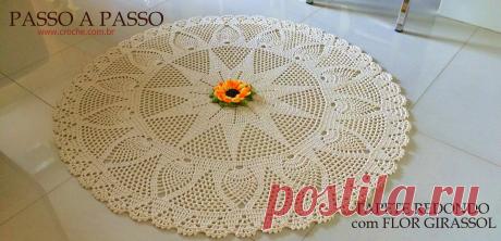 Tapete redondo com flor GIRASSOL | Croche.com.br