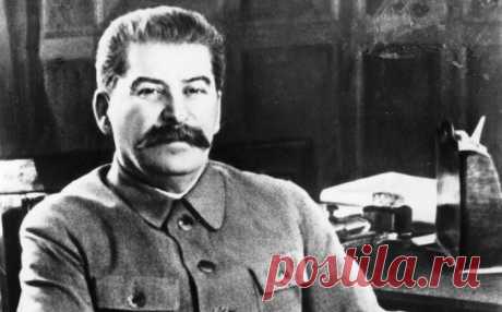 Борис Бажанов: как личный секретарь Сталина предал Родину Советских чиновников, бежавших на Запад и осмелившихся сказать там слово против Иосифа Сталина, ждала незавидная участь. Такие побеги в 1920-1930-е годы не были редкостью. Но как только об очередном «предательстве» становилось известно генеральному секретарю ЦК ВКП (б), за подлым «изменником» выезжала группа профессионалов из всем известной спецслужбы. Их единственной задачей было физически ликвидировать перебежчика.