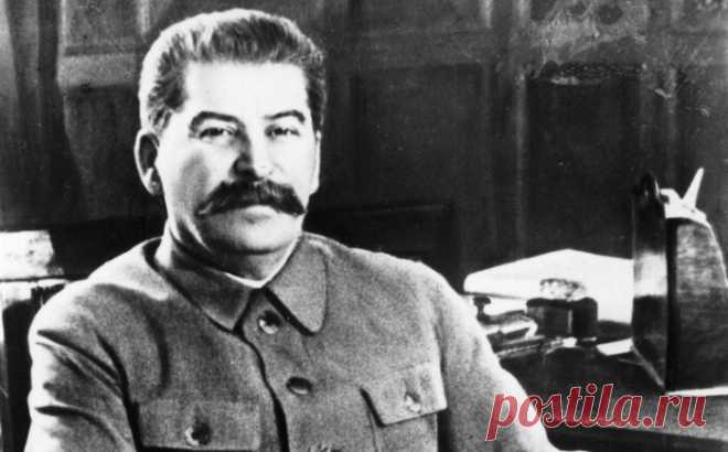 Борис Бажанов: как личный секретарь Сталина предал Родину Советских чиновников, бежавших на Запад и осмелившихся сказать там слово против Иосифа Сталина, ждала незавидная участь. Такие побеги в 1920-1930-е годы не были редкостью. Но как только об очередном «предательстве» становилось известно генеральному секретарю ЦК ВКП (б), за подлым «изменником» выезжала группа профессионалов из всем известной спецслужбы. Их единственной задачей было физически ликвидировать перебежчика.