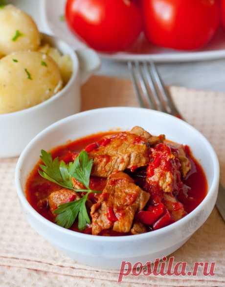 Рецепт свинины, тушенной со сладким перцем на Вкусном Блоге