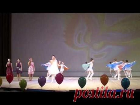 Детский ансамбль "Гномы" - "Мотылёк"(солистка Лидия Баранова), конкурс "Светлячок", СПб 2014 г.