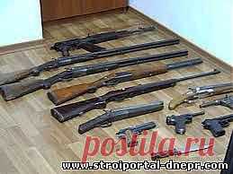 В ДНЕПРОПЕТРОВСКЕ 30 вооруженных мужчин пришли в торговый центр - 4 Апреля 2014 - Рекламно-информационный портал «Прораб Днепропетровщины