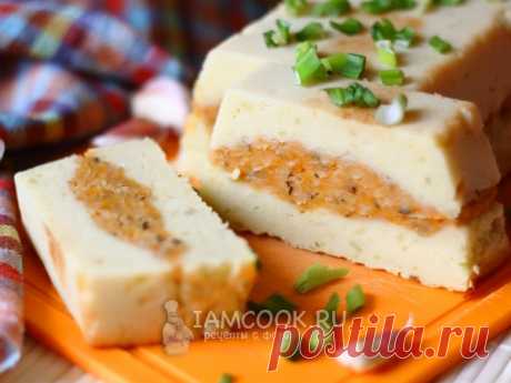 Картофельная запеканка с чечевицей. Нежная и вкусная вегетарианская запеканка из картофельного пюре и красной чечевицы с сочными жареными овощами и пряными специями.