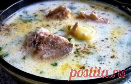 Лёгкий и нежный суп — вкусно и сытно 



Замечательный вариант!









Ингредиенты:
Консервированная горбуша — 1 банкаКартофель — 1 штПшено — 100 гВода — 1 лСливочный плавленный сыр — 100 гЗеленьСольПерецСливочное масло — 1 ст. л.
Приг…