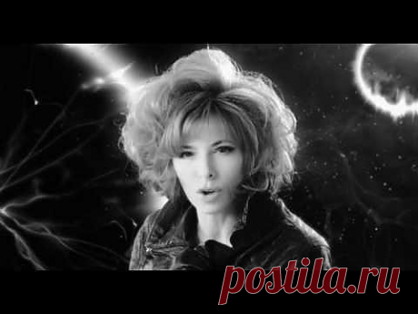 Mylène Farmer - C'Est Dans L'Air