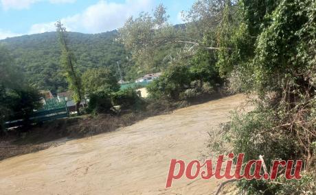 Власти предупредили о риске повышения уровня воды в реках под Туапсе. Уровень воды в реках Туапсинского района Краснодарского края может вырасти из-за непогоды.