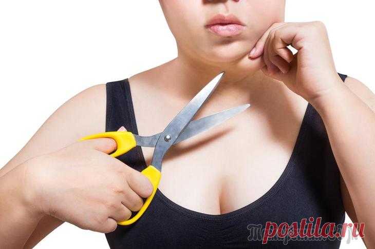 Как убрать второй подбородок в домашних условиях Вопрос о том, как убрать второй подбородок в домашних условиях, мучает многих женщин.
Этот косметический дефект заметно портит внешность, придавая лицу усталый вид и делая овал лица расплывчатым и неч...