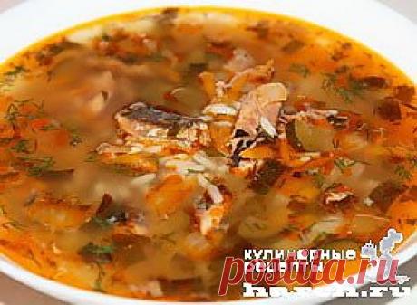 Рассольник с рыбными консервами.
