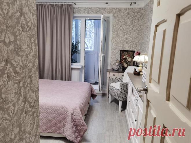 Продавцы ламината навязывают нам плинтуса в цвет пола, а это образец дурного вкуса и очень дешевит любой ремонт | Северяночка | Яндекс Дзен