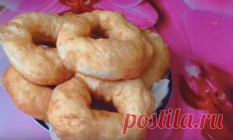 Смешиваем муку с водой и сразу на сковородку: вкуснейшие пончики без возни