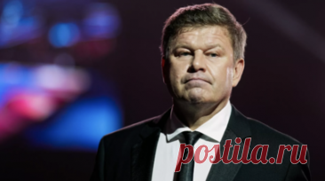 Губерниев уверен, что больше половины болельщиков поддерживают ужесточение лимита в РПЛ. Спортивный комментатор Дмитрий Губерниев оценил результаты опроса, по итогам которого 62% болельщиков поддержали изменение лимита на легионеров. Читать далее