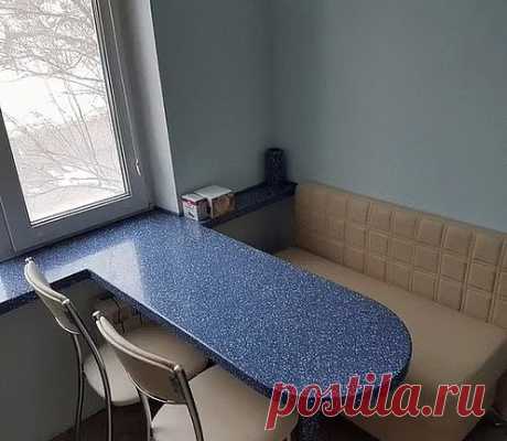 Подоконник-стол лучшее решение для маленькой кухни