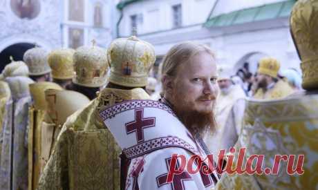 Все больше и больше молодых людей решают завести семью, проходят через таинство брака, крестят своих детей в младенчестве и приносят их в церковь для