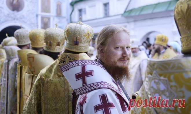 Все больше и больше молодых людей решают завести семью, проходят через таинство брака, крестят своих детей в младенчестве и приносят их в церковь для